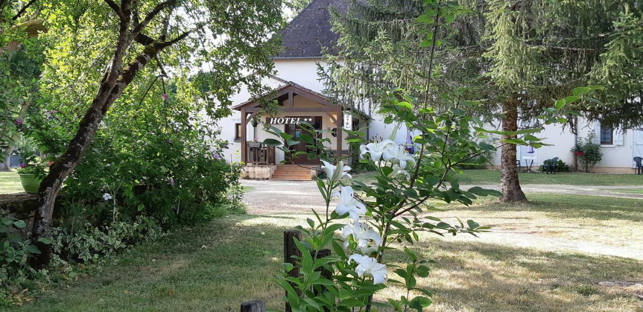Hotel Du Parc Thonac エクステリア 写真